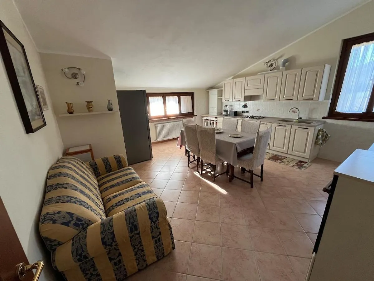 Apartment Appartamento La Fabiola Langhirano Italy